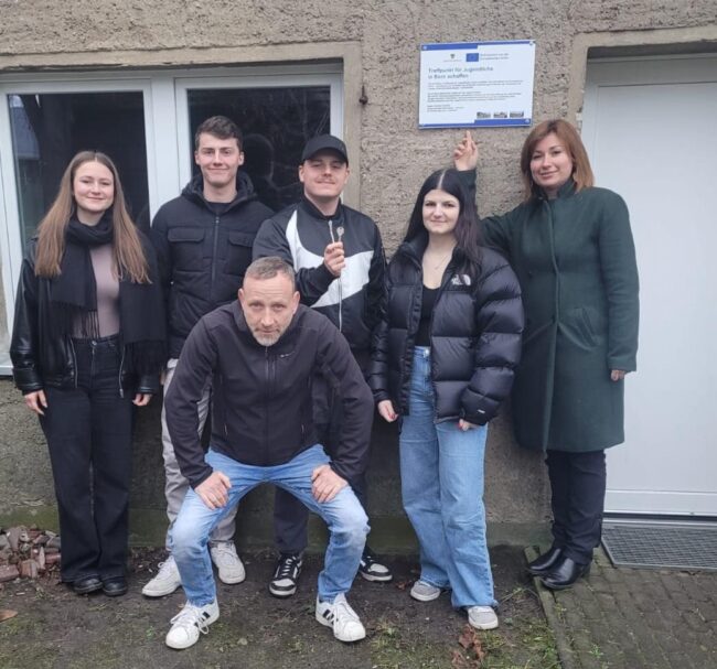 2025-12-born-schluesseluebergabe2